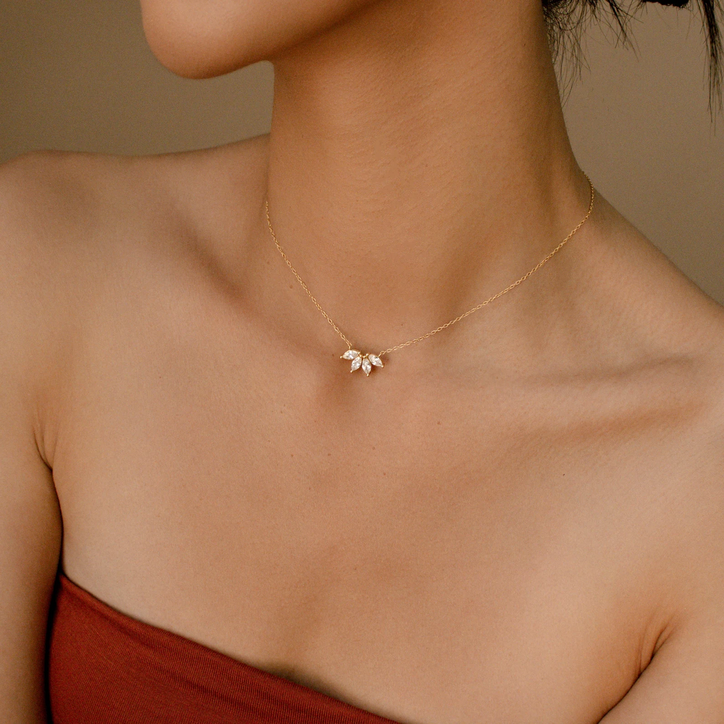 Colier: Diamond Flower